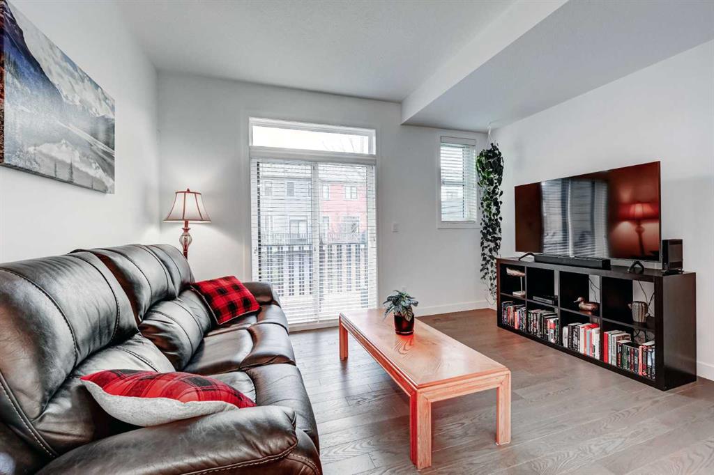 Picture for 105 Walden Common SE