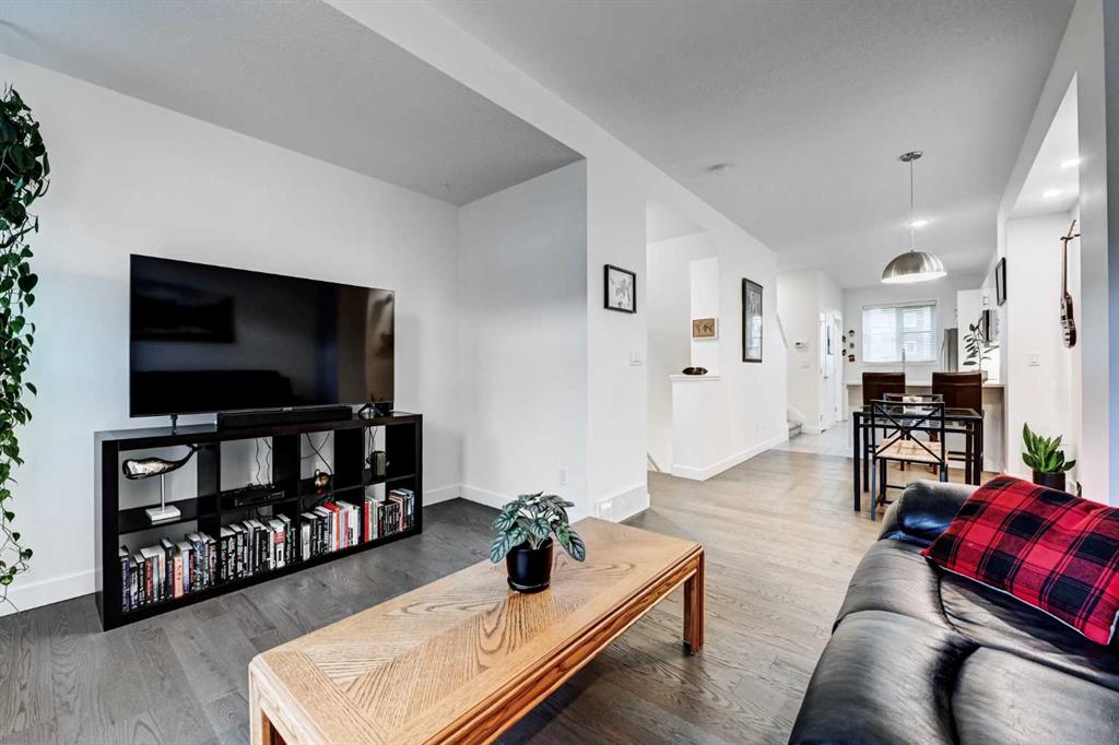 Picture for 105 Walden Common SE