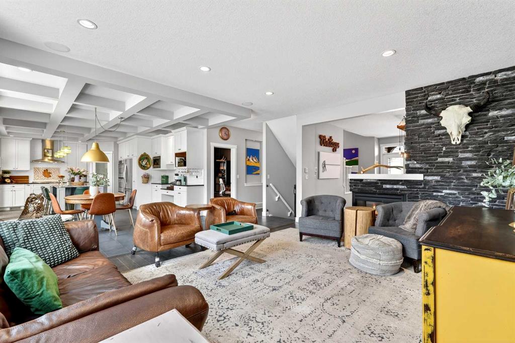 Picture for 31 Kingston View SE