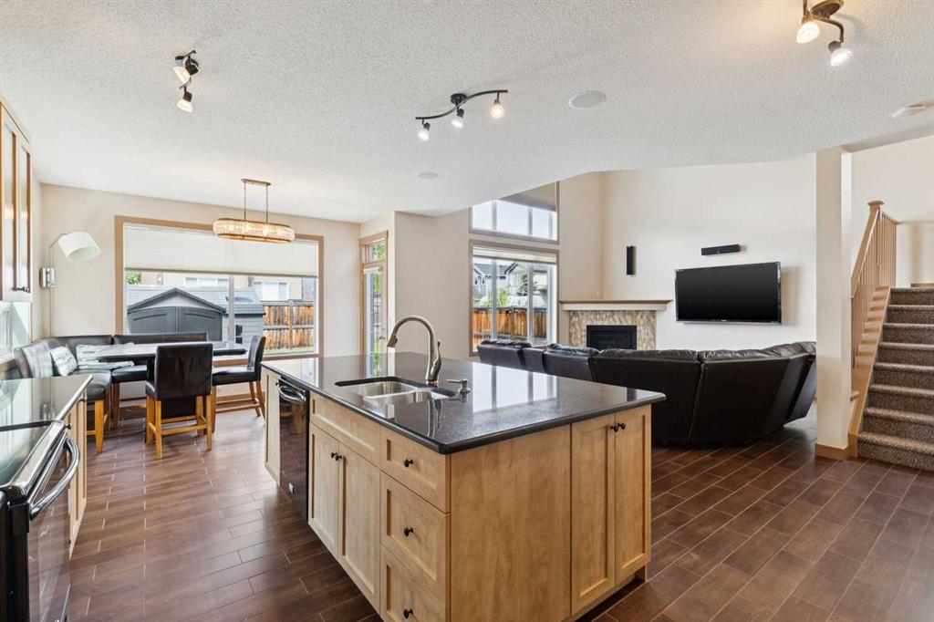 Picture for 47 Silverado Skies Manor SW