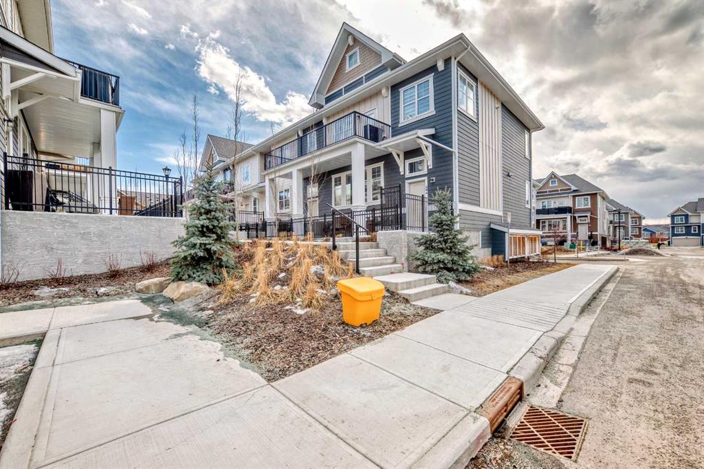 Picture for 410 Cranbrook Walk SE