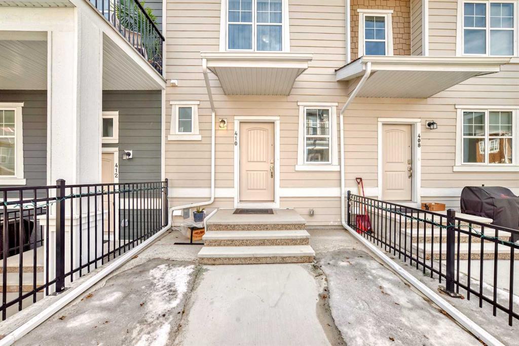 Picture for 410 Cranbrook Walk SE