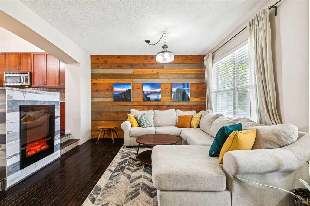 Picture for 1807 New Brighton Drive SE
