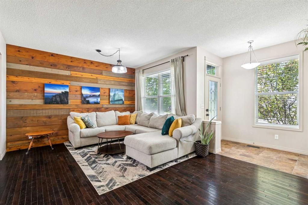 Picture for 1807 New Brighton Drive SE