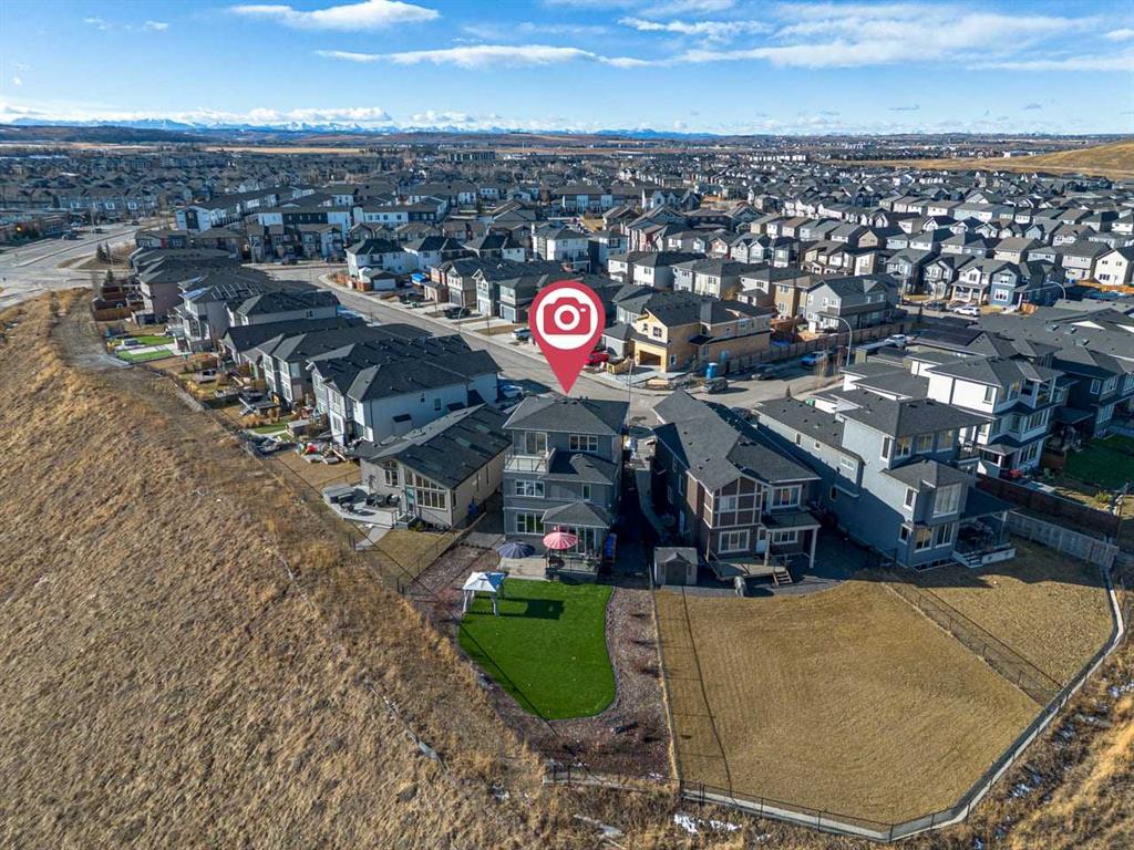 Picture for 68 Walcrest View SE