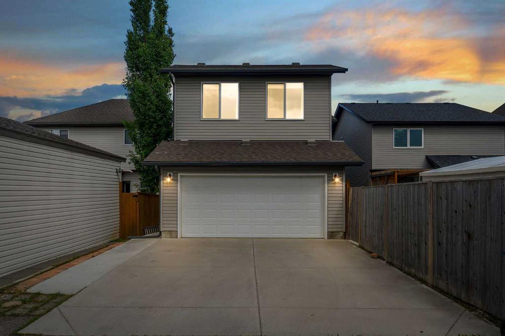 Picture for 240 Elgin Meadows Way SE