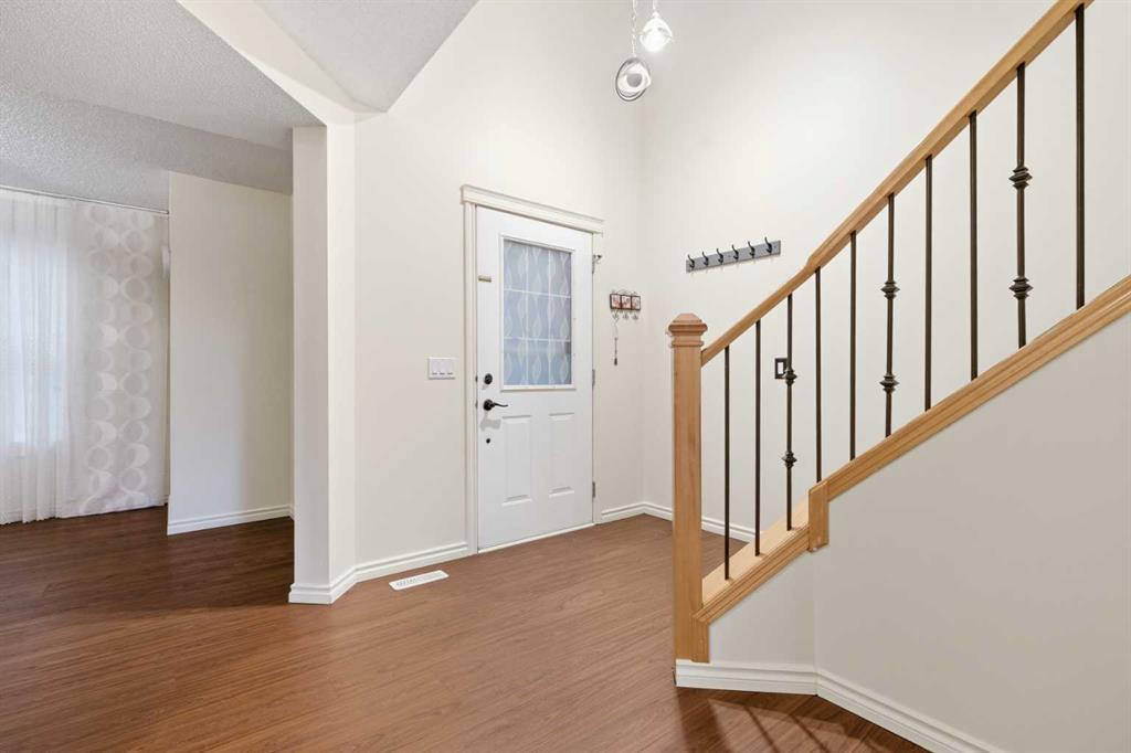 Picture for 46 Bridleglen Manor SW