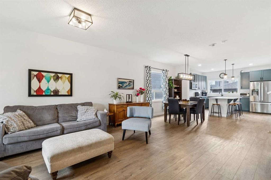 Picture for 198 Legacy Reach Crescent SE