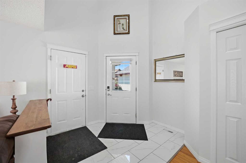Picture for 89 Saddlehorn Close NE