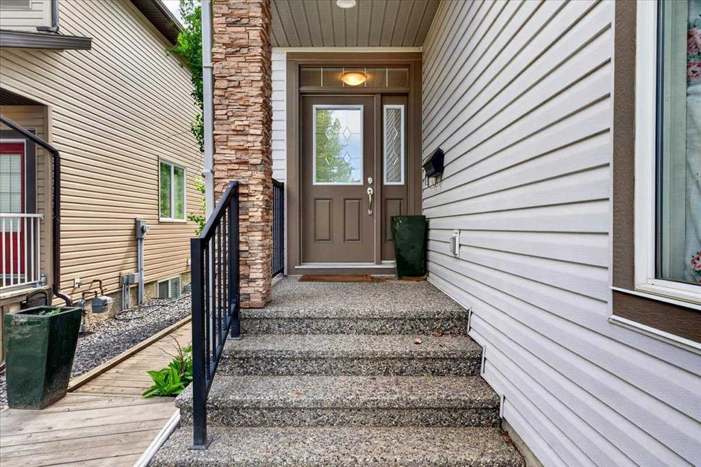 Picture for 60 Sherwood Crescent NW