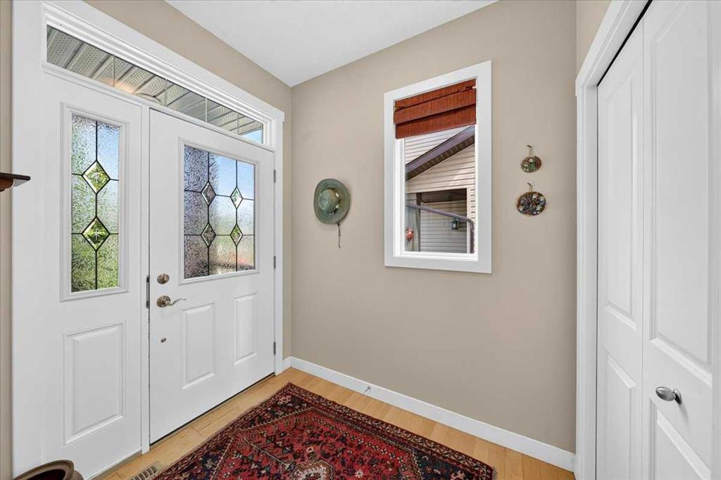 Picture for 60 Sherwood Crescent NW