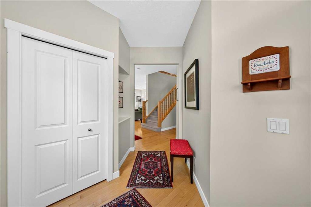Picture for 60 Sherwood Crescent NW