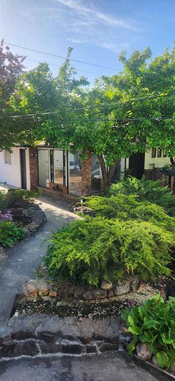 Picture for 9415 Fairmount Drive SE