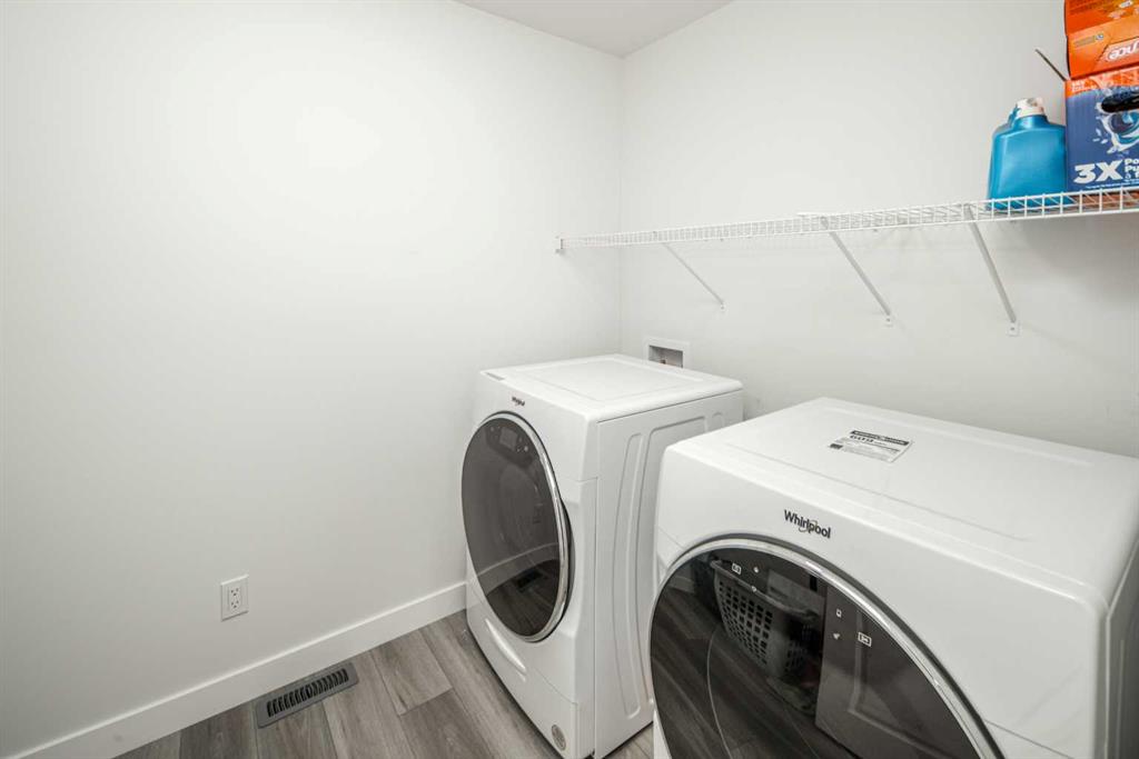 Picture for 834 Alpine Drive SW https://www.cirrealty.ca/reb/creb/61/A2266361_37.jpg