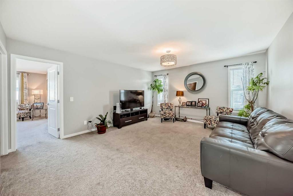 Picture for 113 Howse Mount NE https://www.cirrealty.ca/reb/creb/61/A2266561_39.jpg