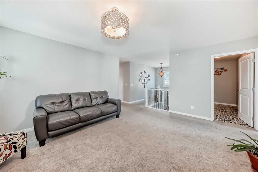 Picture for 113 Howse Mount NE https://www.cirrealty.ca/reb/creb/61/A2266561_40.jpg