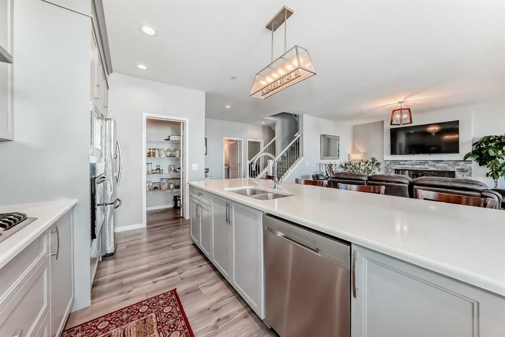 Picture for 113 Howse Mount NE https://www.cirrealty.ca/reb/creb/61/A2266561_9.jpg