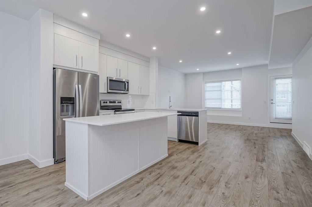 Picture for 601, 14225 1 Street NW