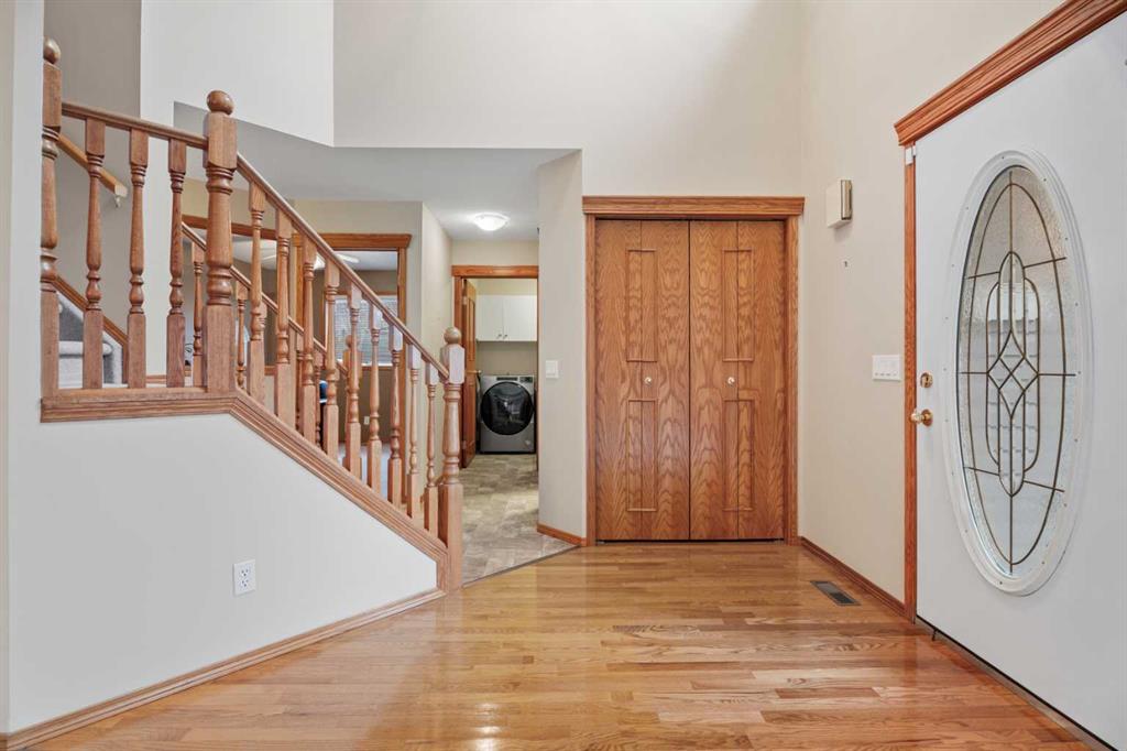 Picture for 524 4 Street SW