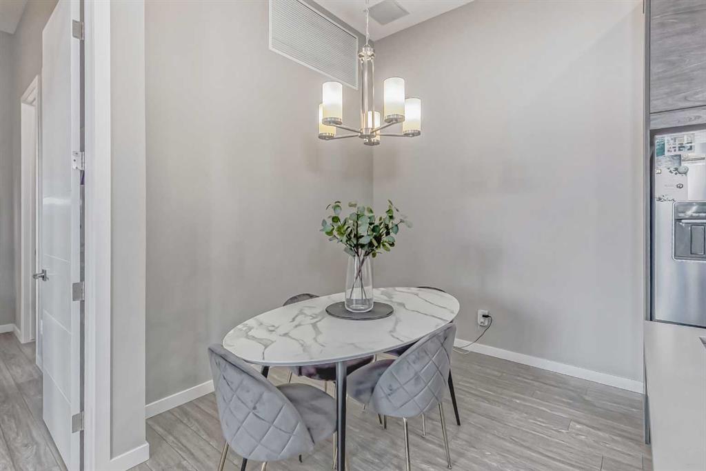 Picture for 124, 122 Mahogany Centre SE