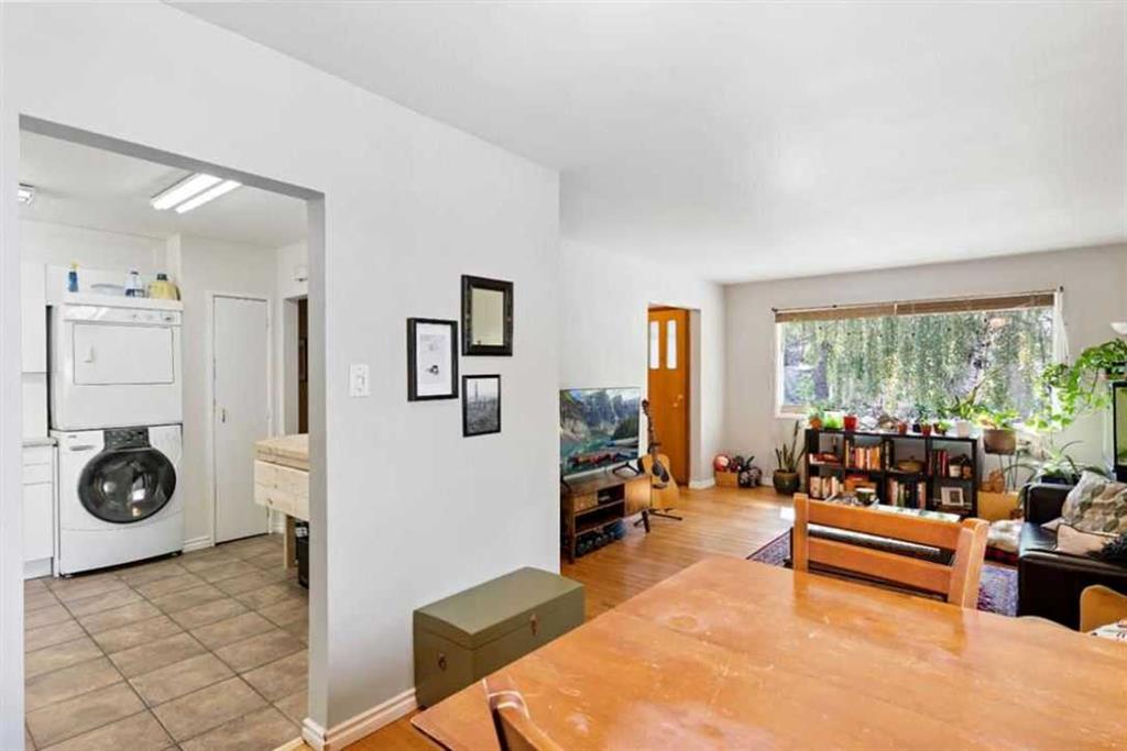 Picture for 479 Northmount Drive NW