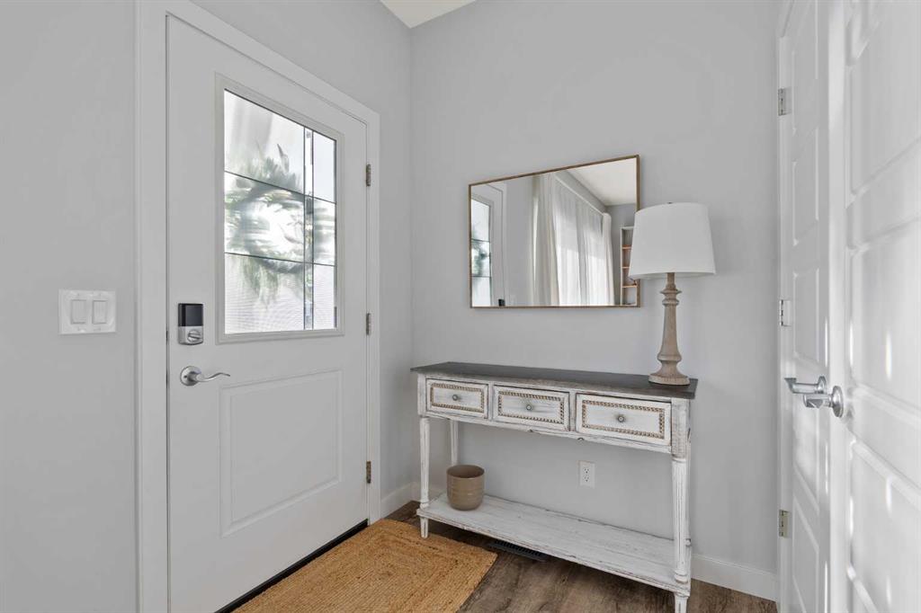 Picture for 837 West Lakeview Drive 