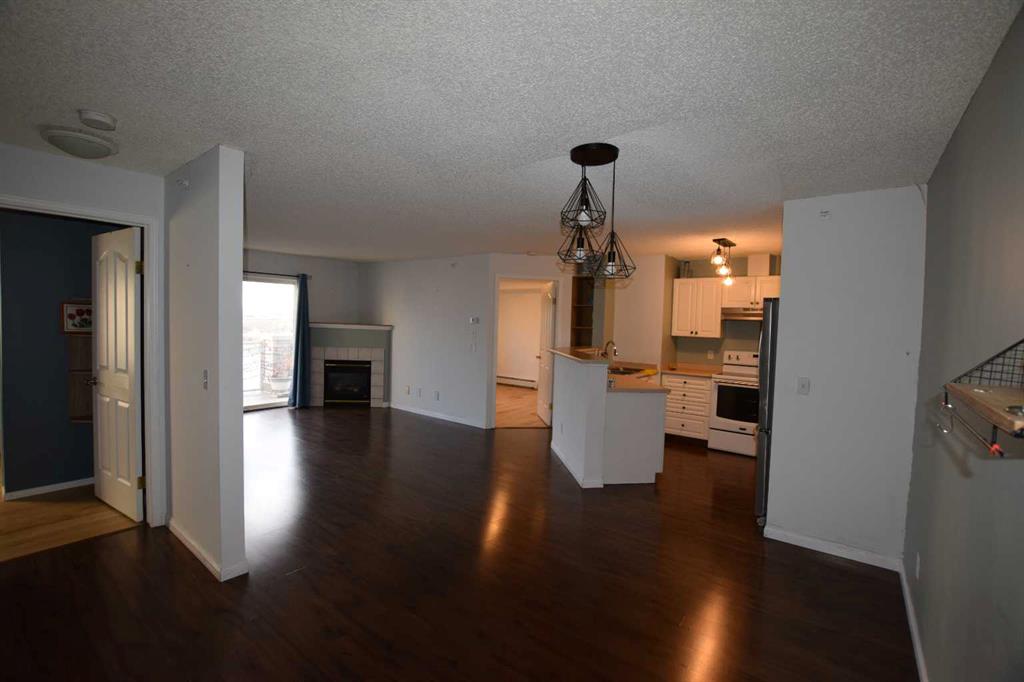 Picture for 4418, 4000 Somervale Court SW