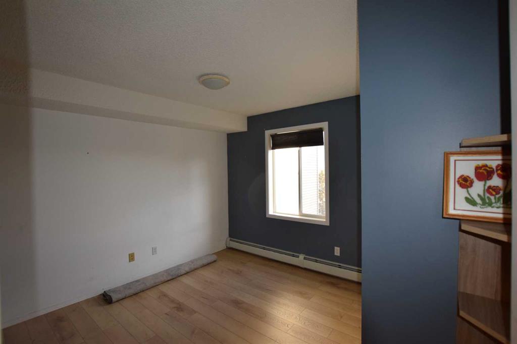 Picture for 4418, 4000 Somervale Court SW