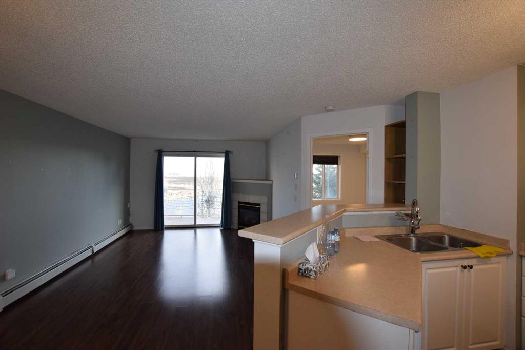 Picture for 4418, 4000 Somervale Court SW