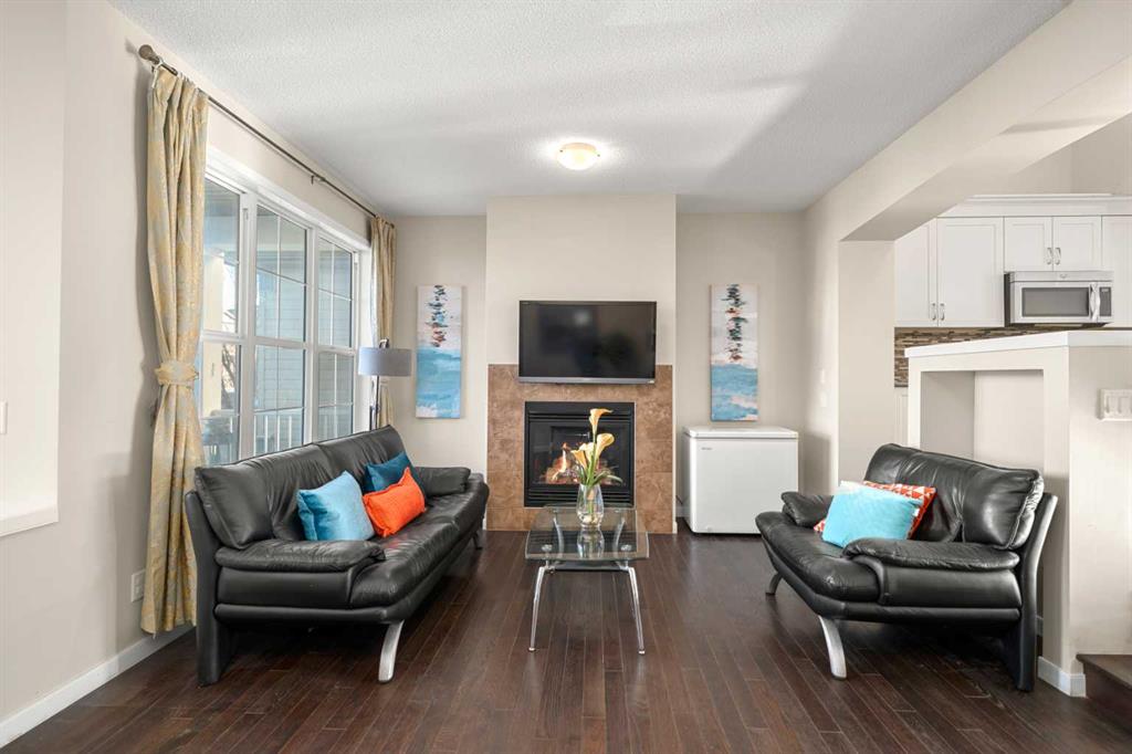 Picture for 87 Cranford Park SE