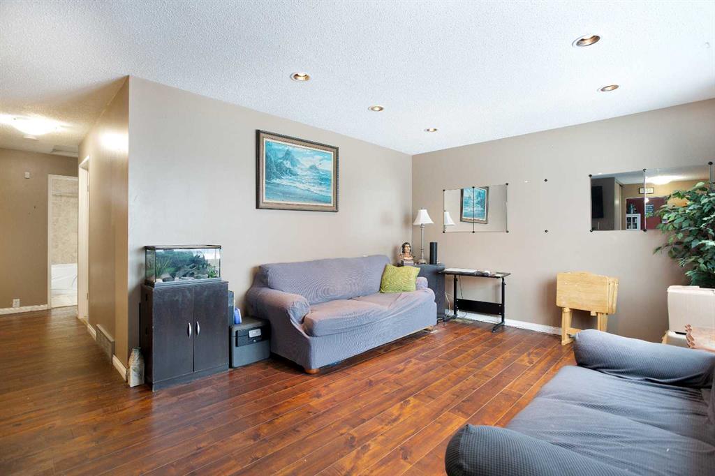 Picture for 11 Ridgebrook Drive SW