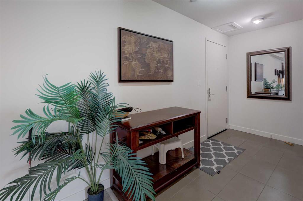 Picture for 1002, 530 12 Avenue SW