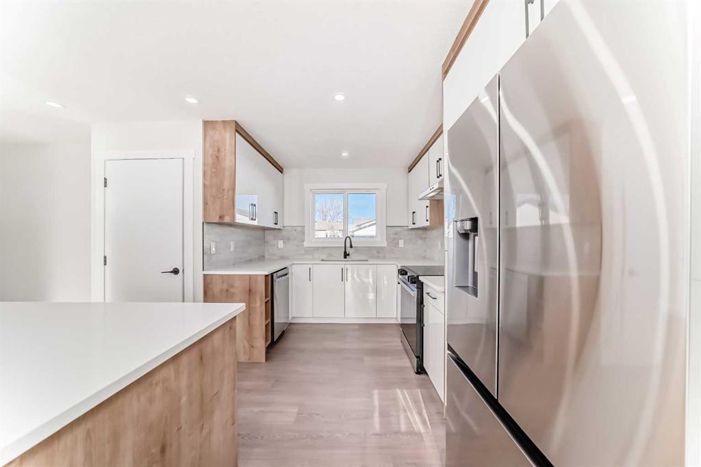 Picture for 116 Rundlecairn Rise NE