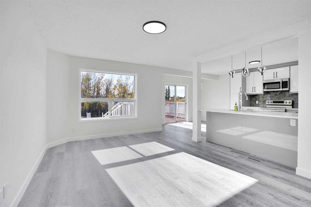 Picture for 35 Taralea Place NE