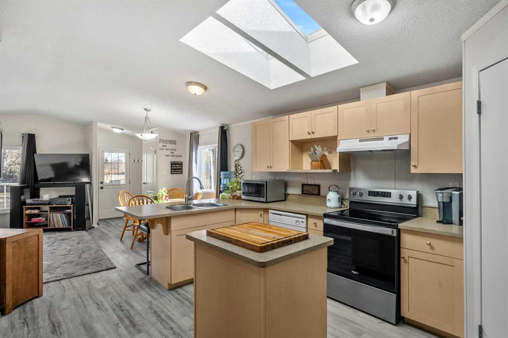 Picture for 220 Big Hill Place SE