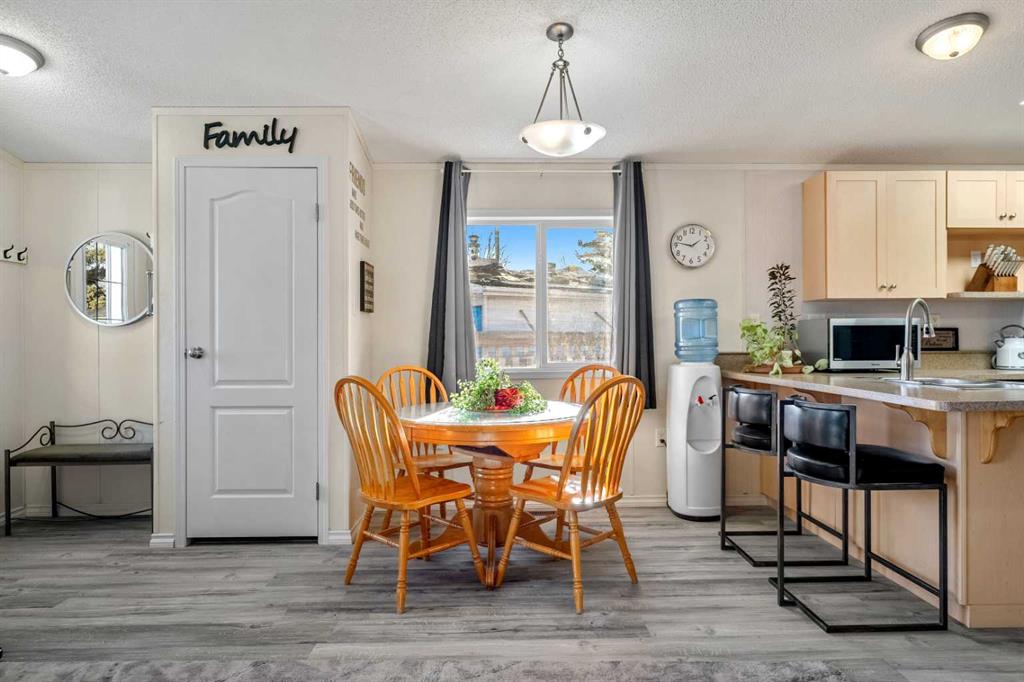 Picture for 220 Big Hill Place SE