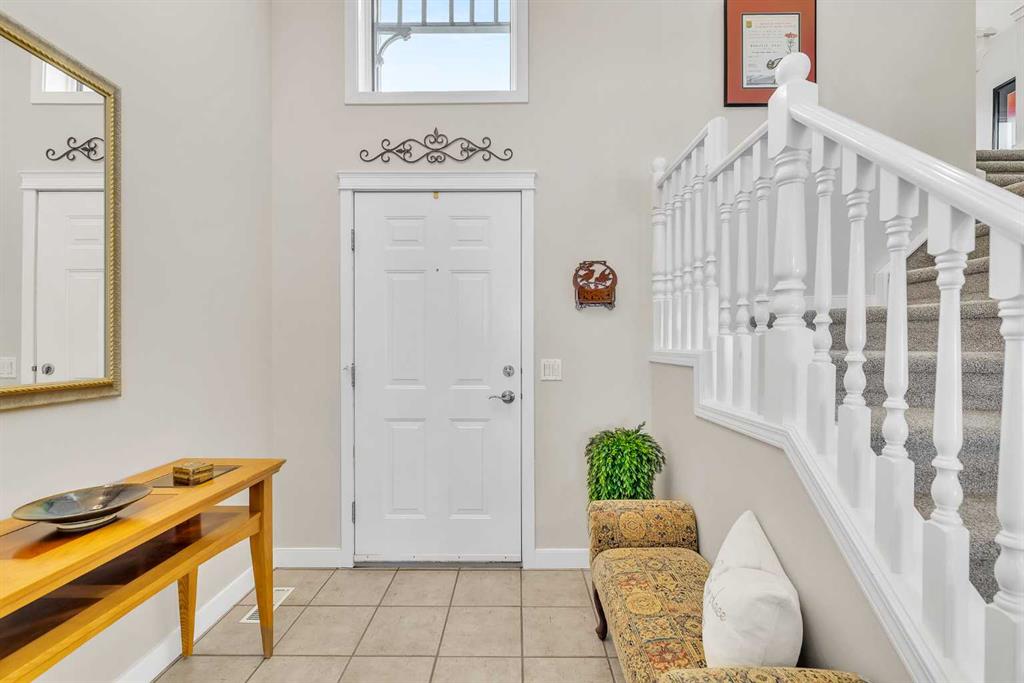 Picture for 103 Panamount Crescent NW