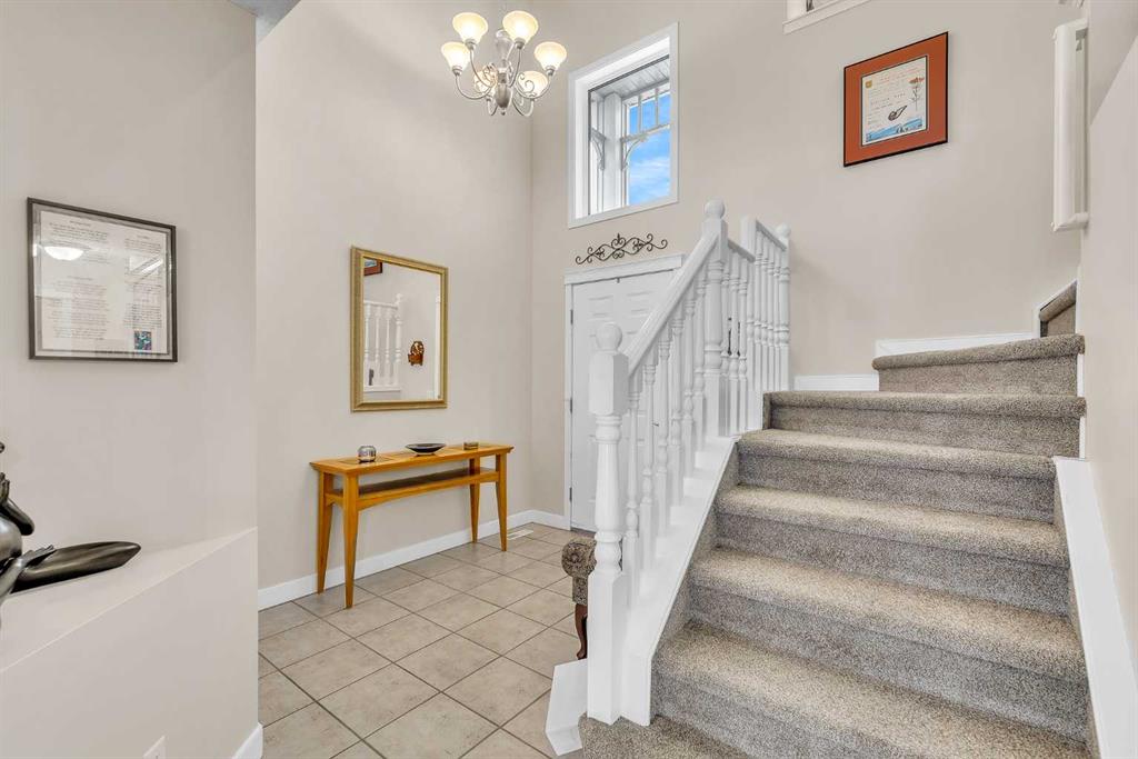 Picture for 103 Panamount Crescent NW