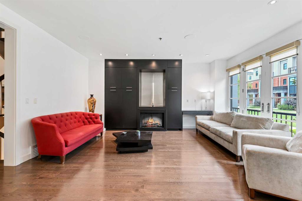 Picture for 606 Aspen Meadows Hill SW