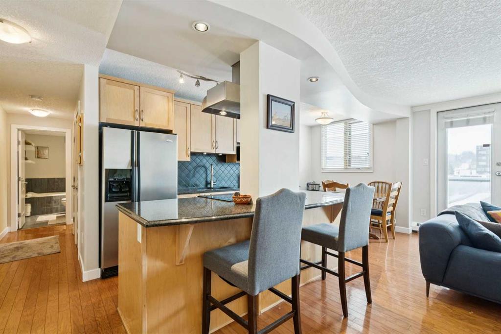 Picture for 305, 1225 15 Avenue SW