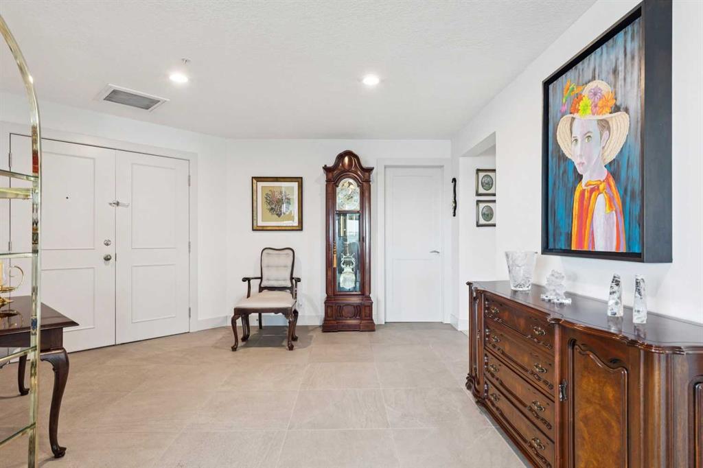 Picture for 901, 837 2 Avenue SW