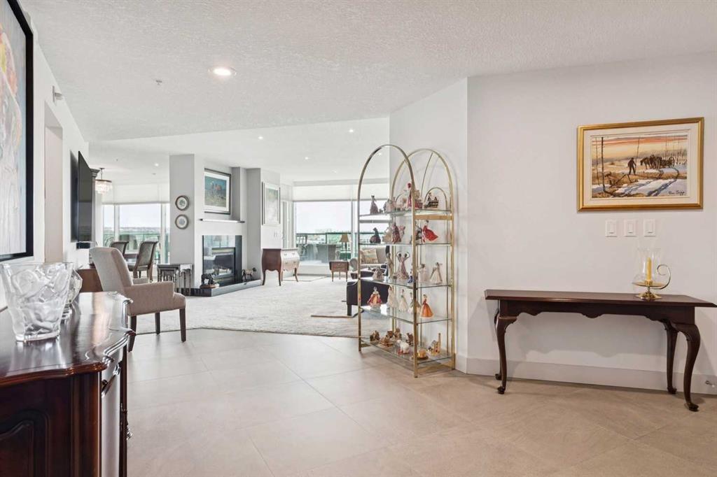 Picture for 901, 837 2 Avenue SW