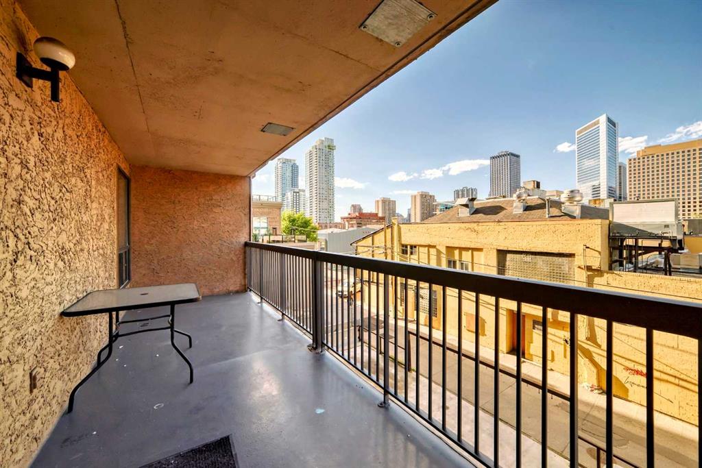 Picture for 308, 718 12 Avenue SW