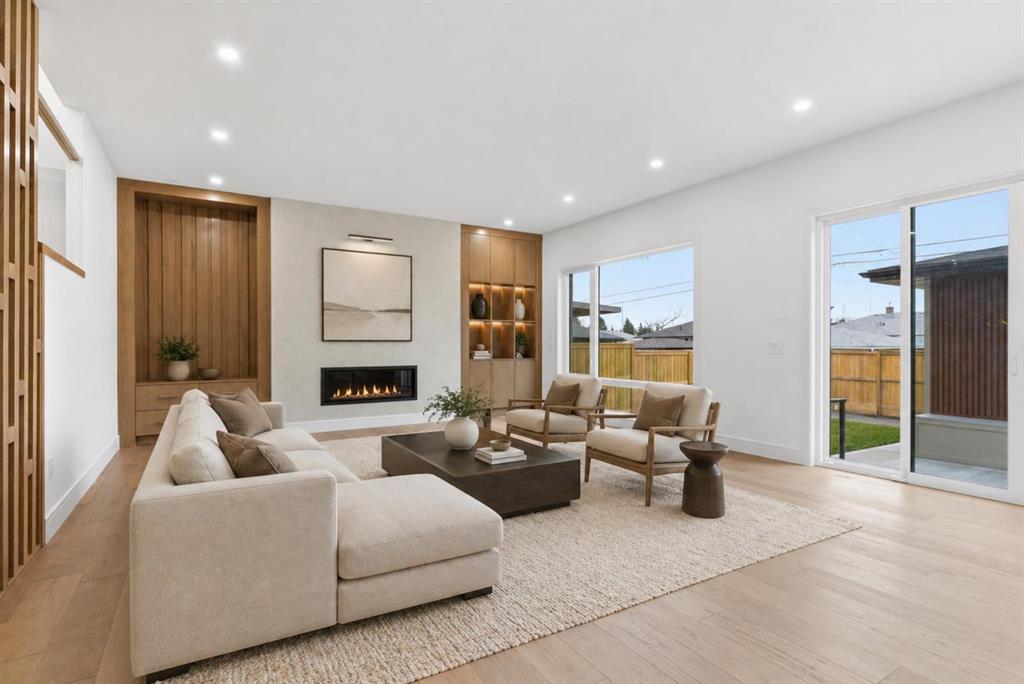 Picture for 209 Windermere Road SW
