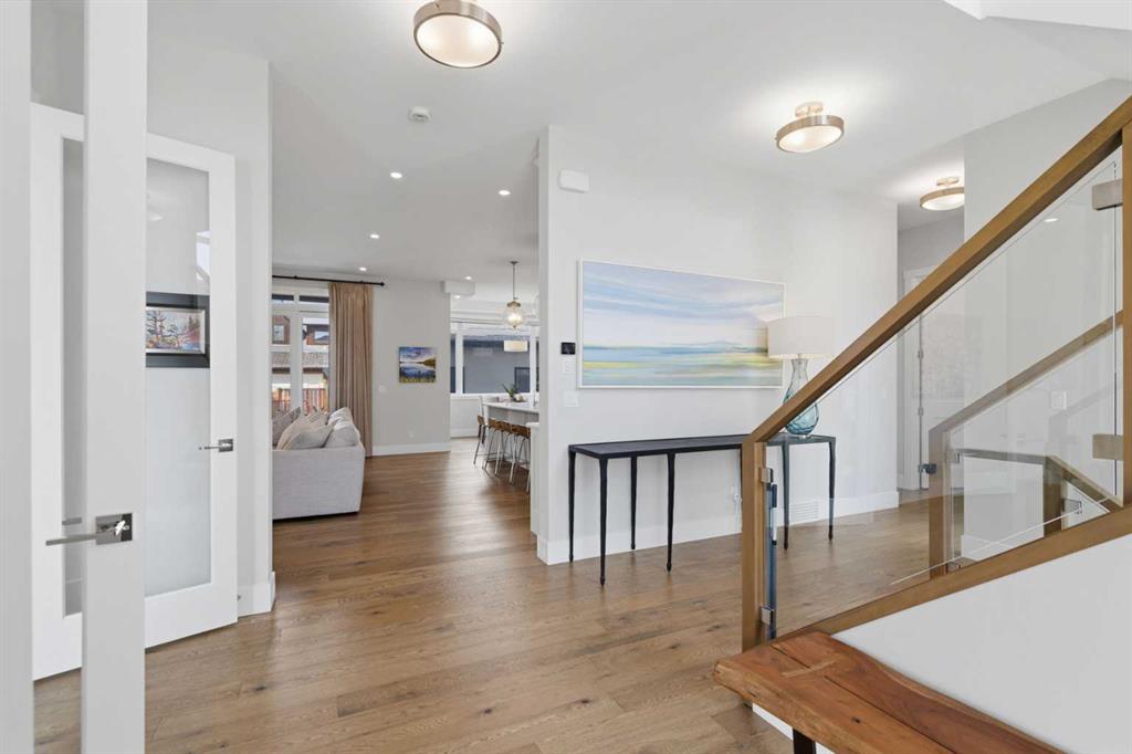 Picture for 5927 34 Street SW