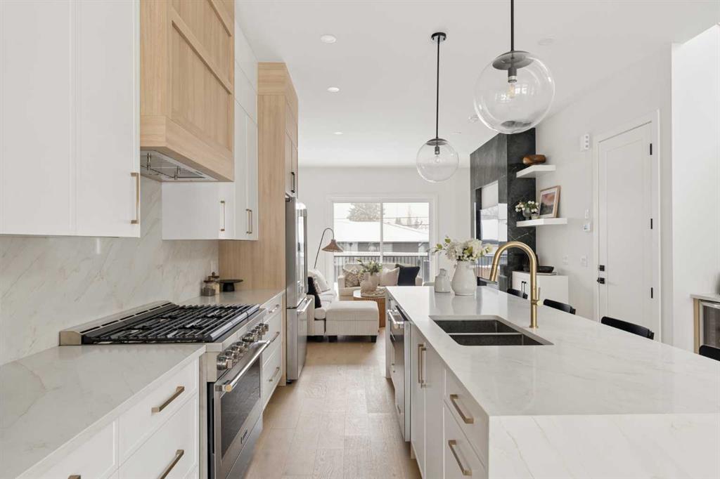 Picture for 2034 29 Street SW