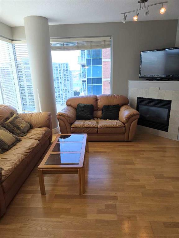 Picture for 2208, 910 5 Avenue SW