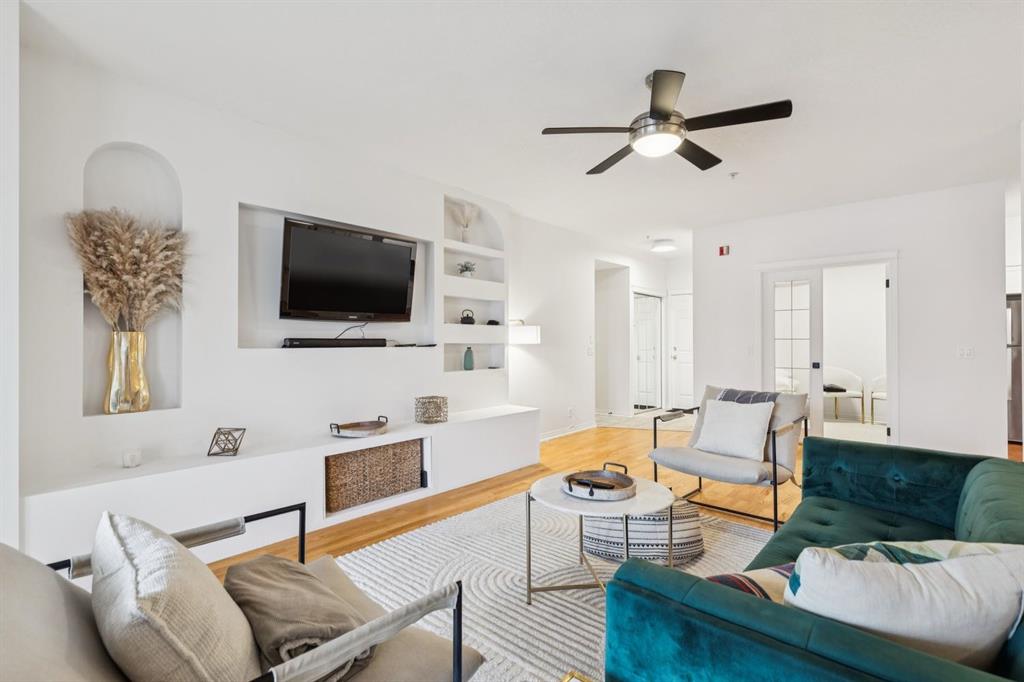 Picture for 208, 2134 Kensington Road NW