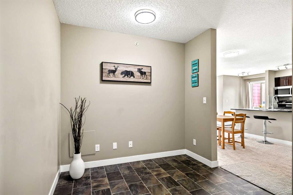 Picture for 419, 15 Saddlestone Way NE