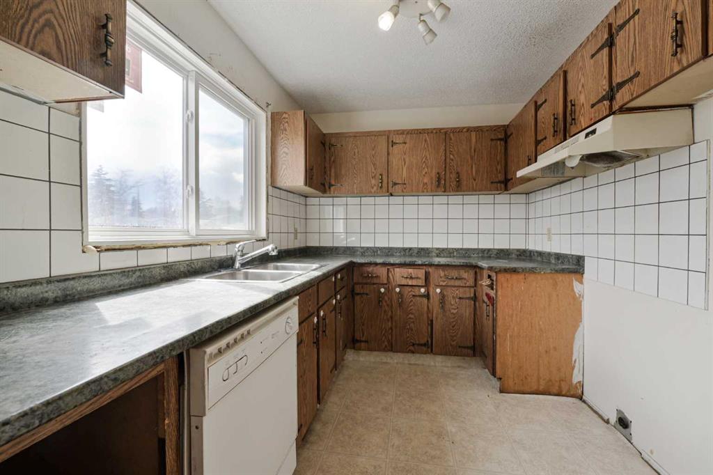 Picture for 905, 5340 17 Avenue SW